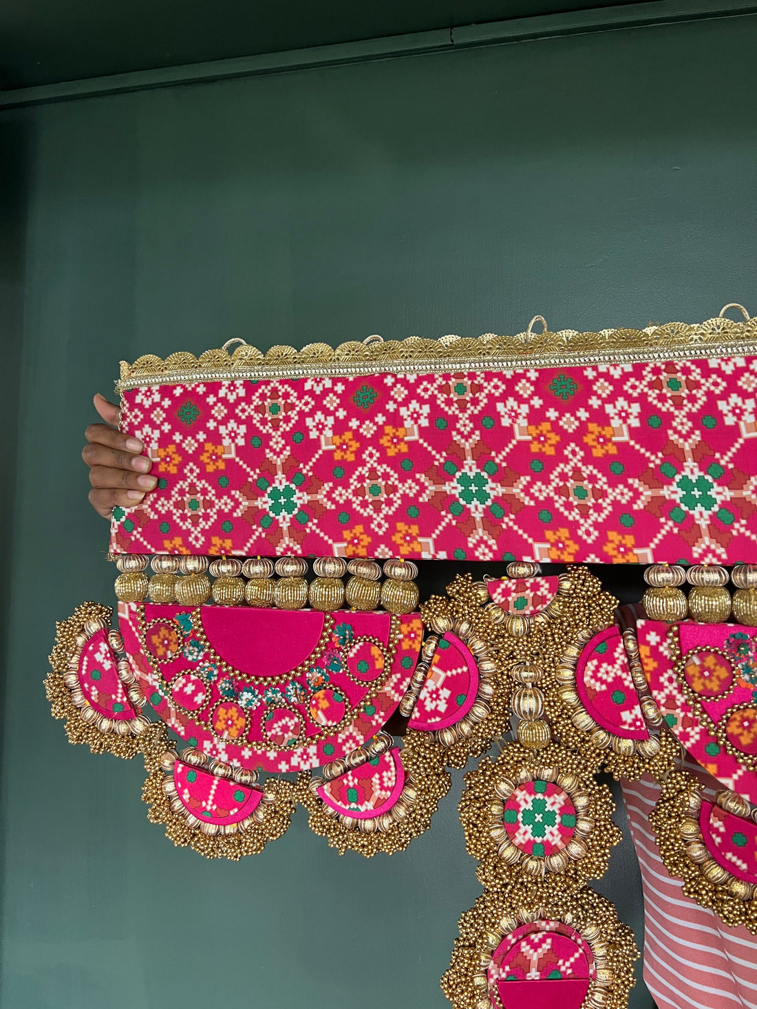 IBHI's AMBAJI TORAN: Classic Pink & Orange Navratna Patola