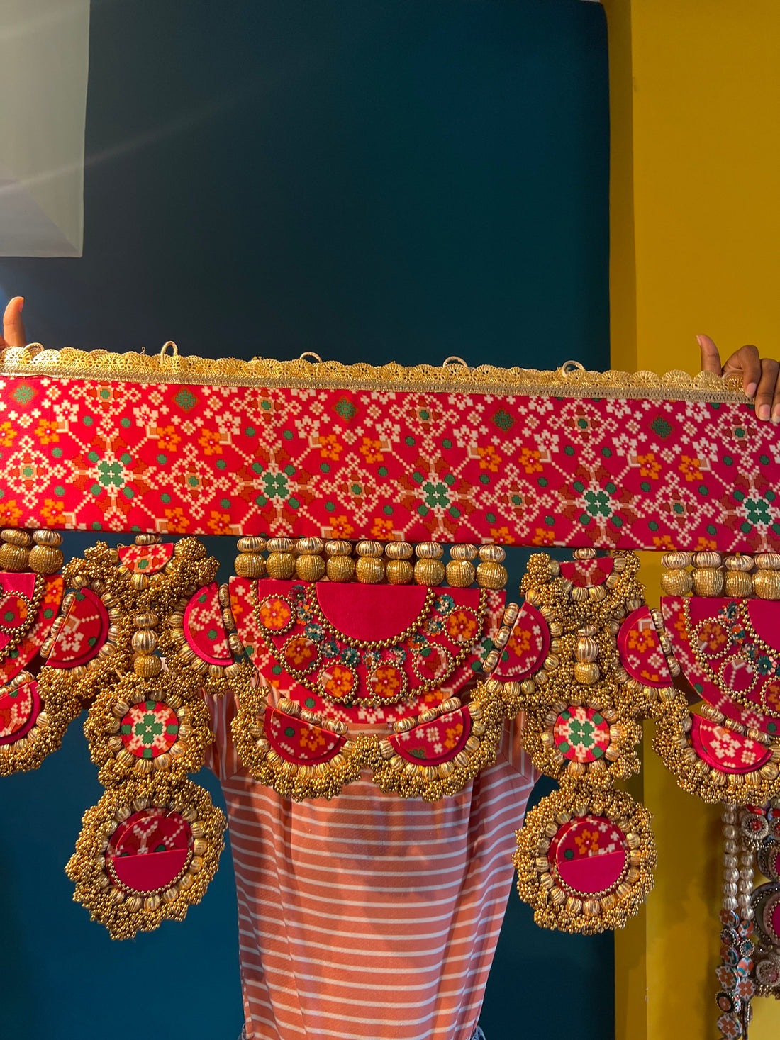 IBHI's AMBAJI TORAN: Classic Pink & Orange Navratna Patola