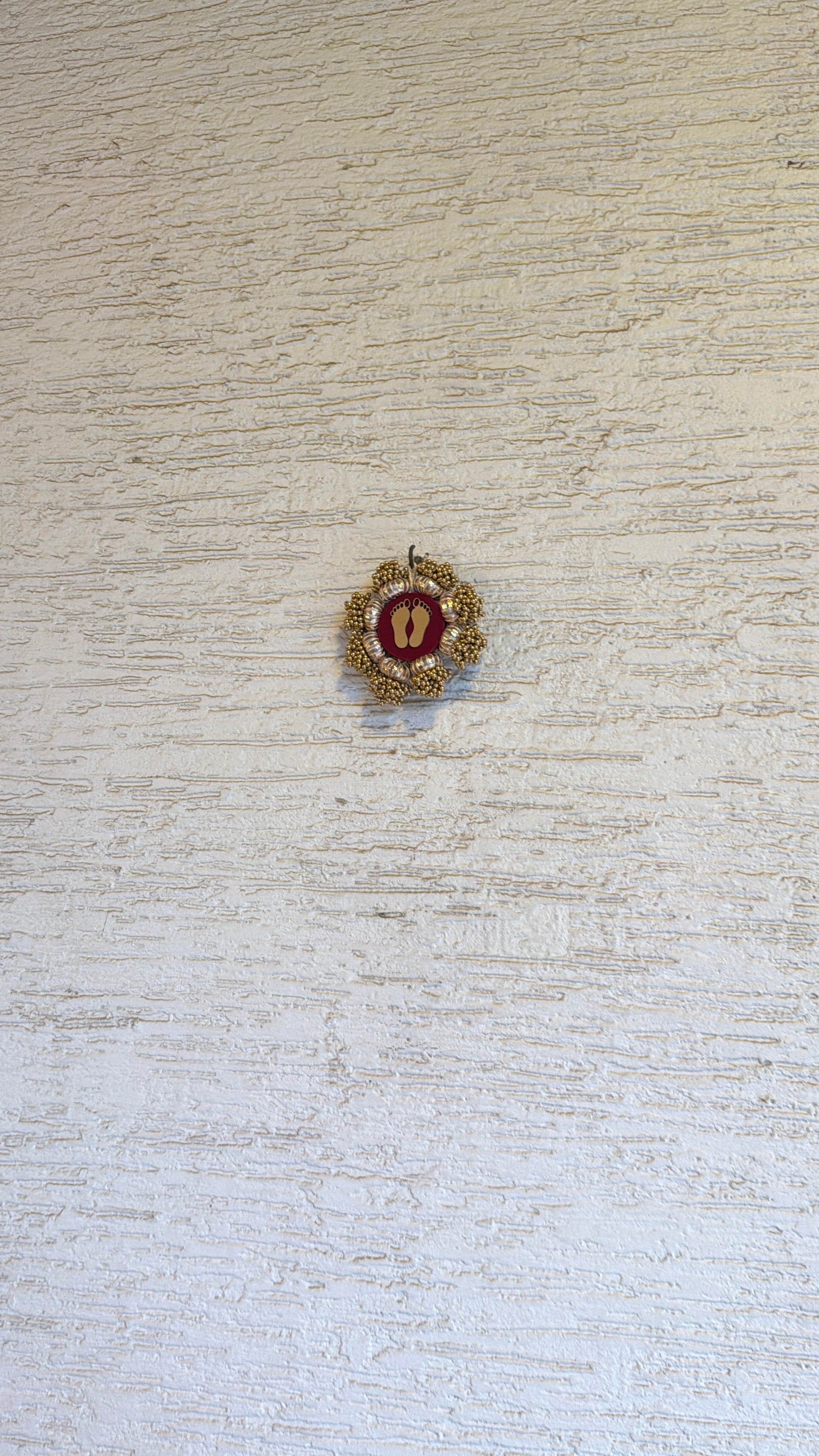 Lakshmi Pagla Mini Platter + Hanging: Solid Maroon + Maroon Navratna Patola