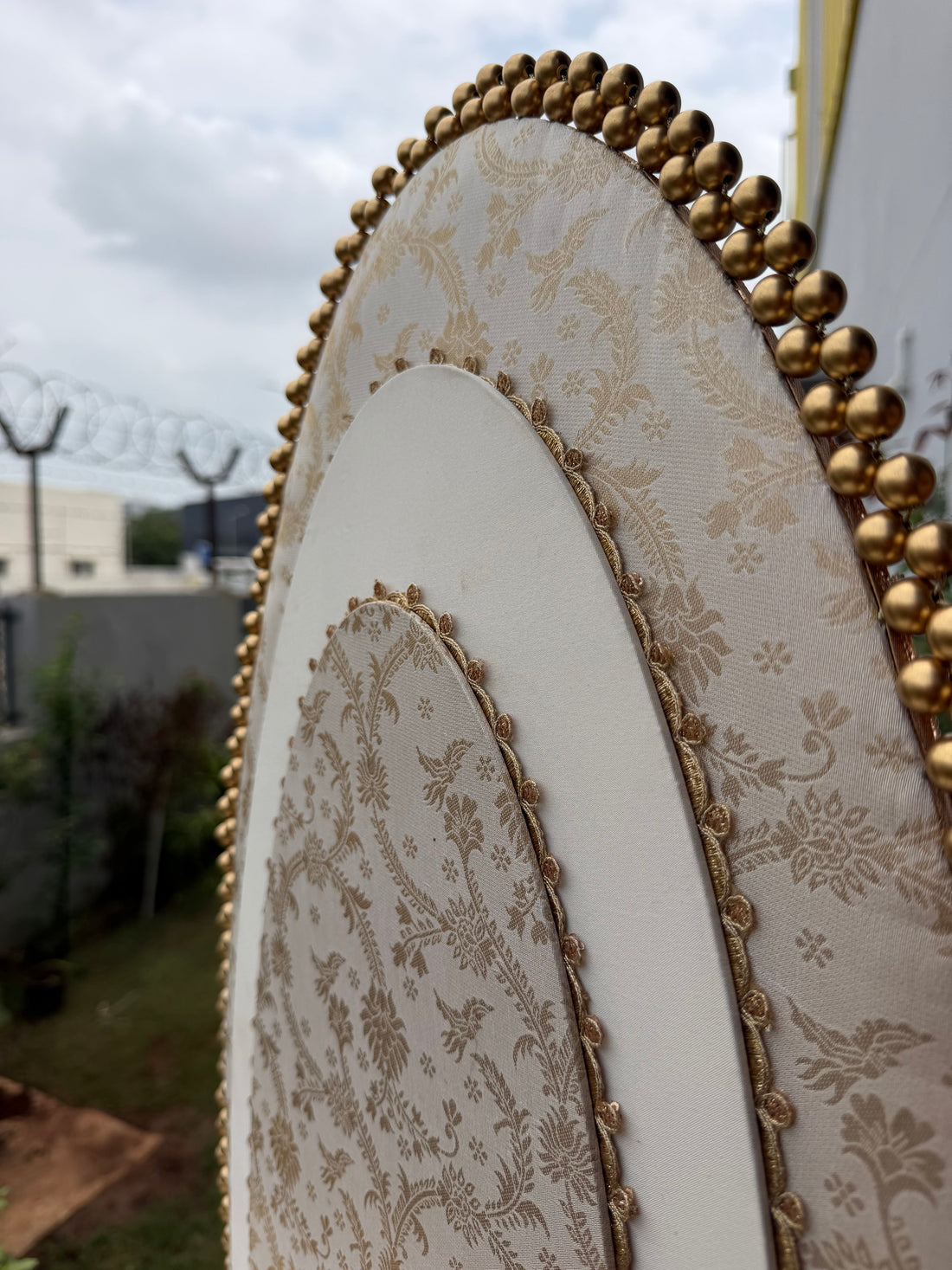 Shwet Kanak Modular Custom Sinhasan | Classic