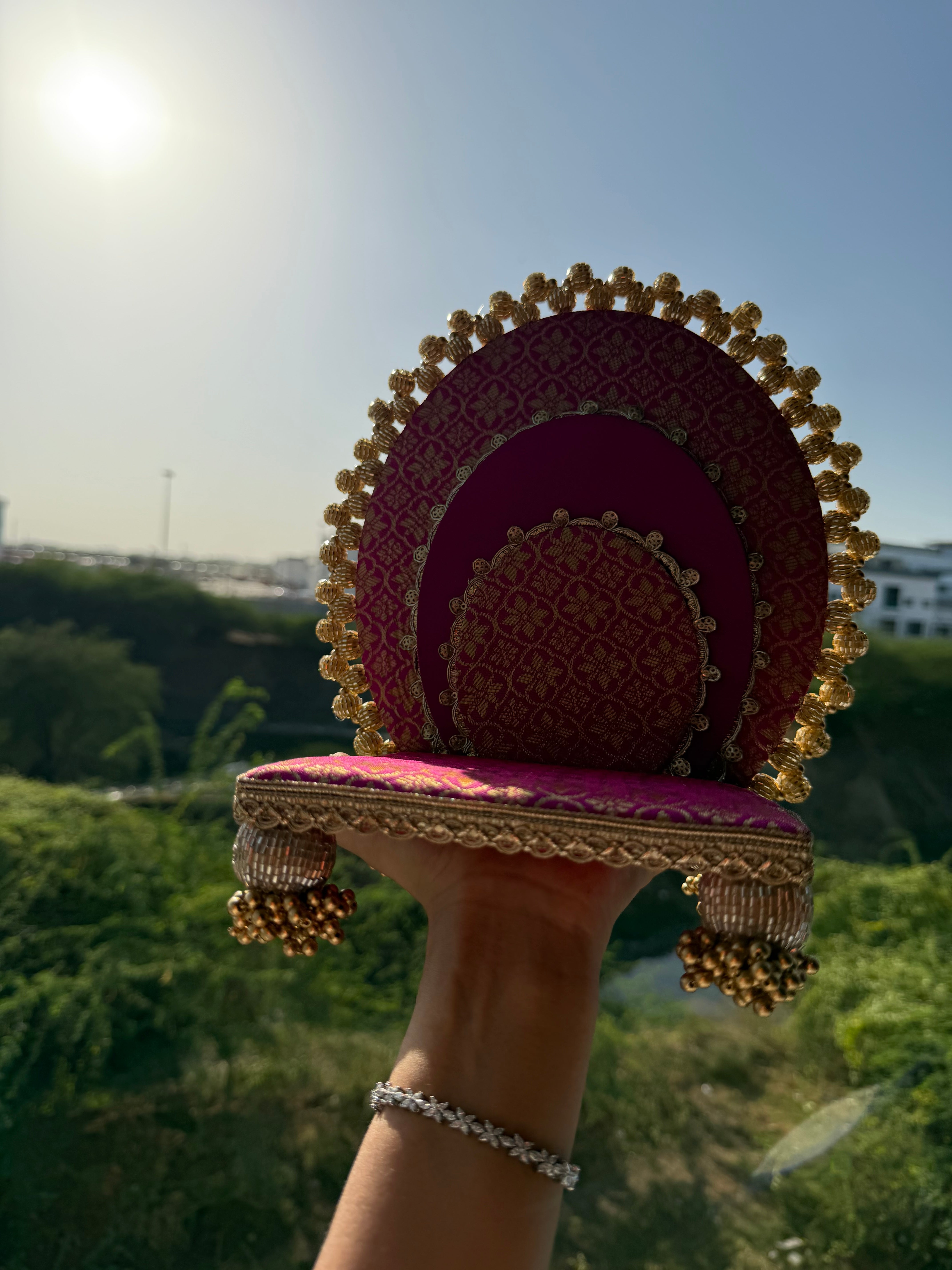 Sejal Detachable 1.5 Feet Idol Sihasan | Heritage