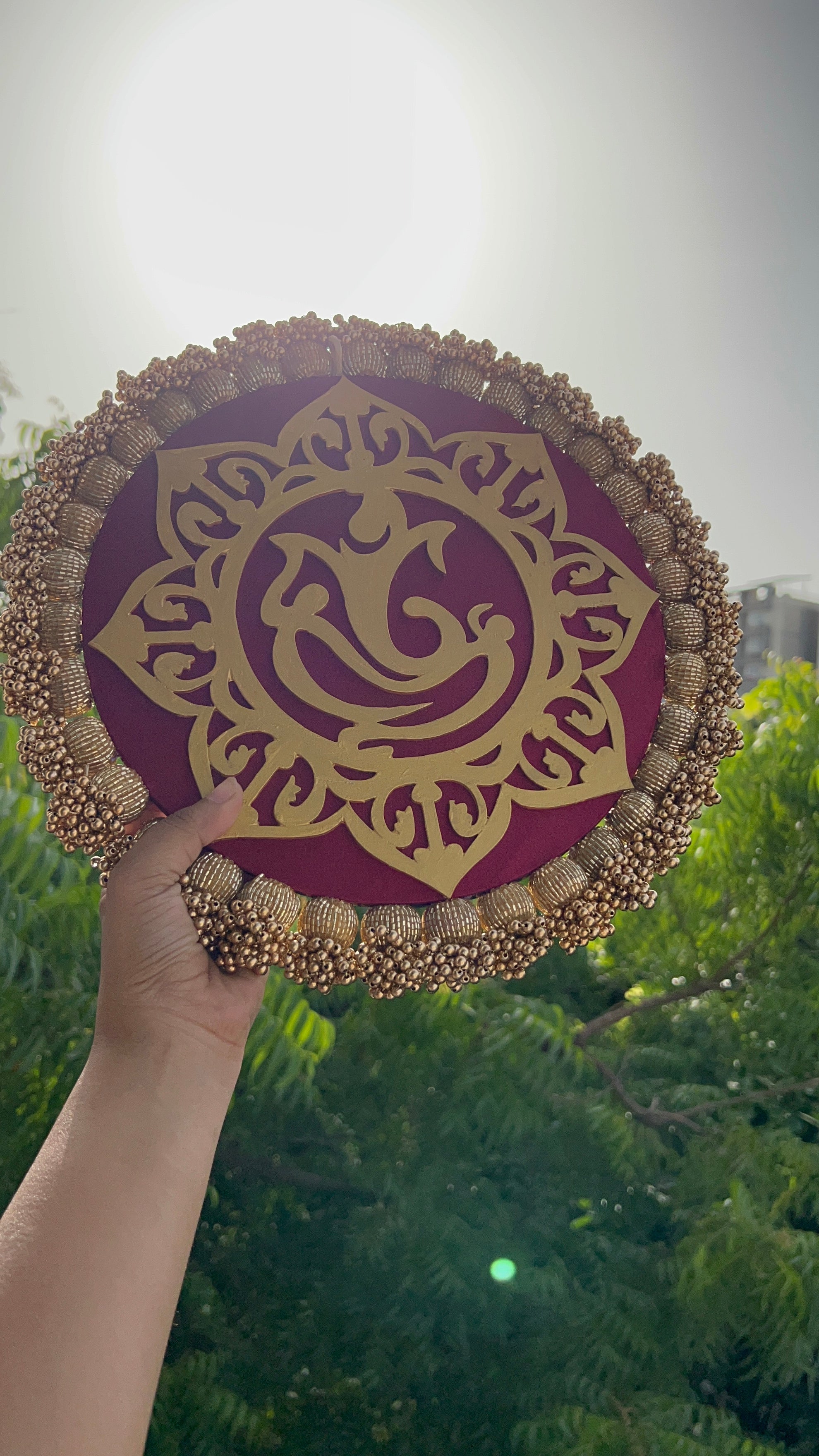 Blossom Ganesh Platter: Solid Maroon + Kamal Bandhej