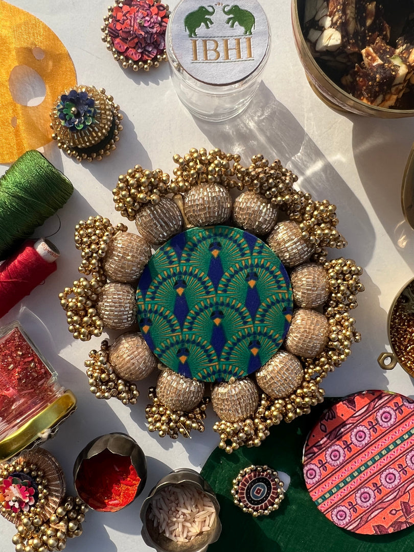 Spherical Mini Pallet: Flare Mor Bani Thangat Kare + Pastel Pistachio Inflorescence Divine Pichwai