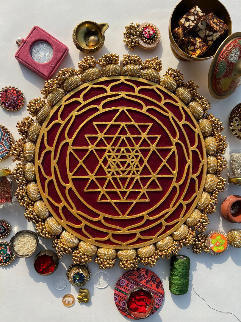 Manjari Rangoli: Solid Wine + Octagonal Ornamentation Intense Ajrakh