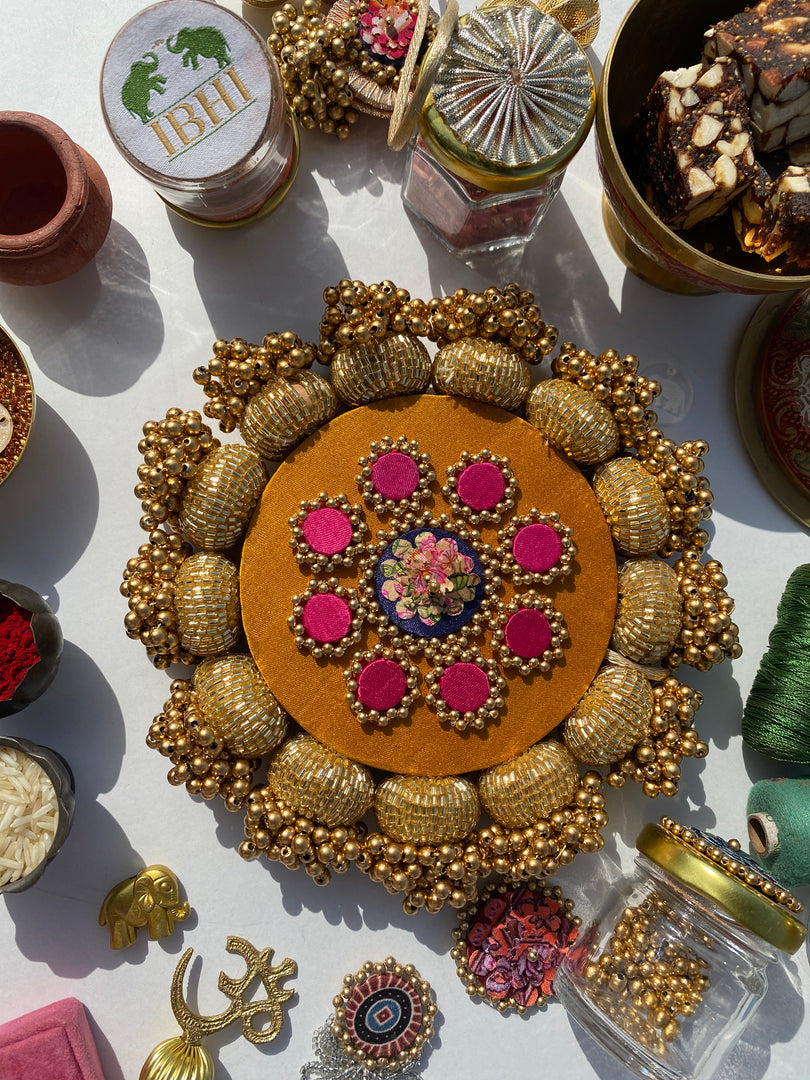 Mandala DIVA DIYA Platter: Solid Vermillion + Vermillion Congruous Divine Pichwai
