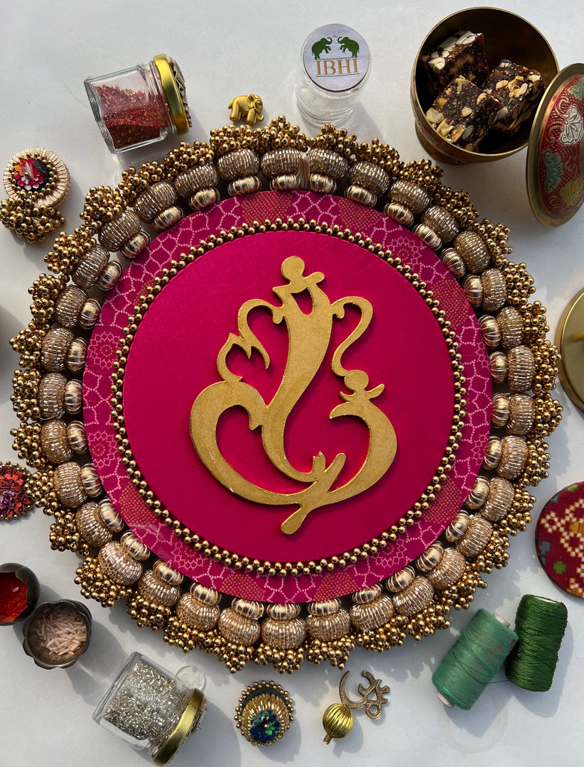 Ganesh Motif Platter + Hanging: Kamal Bandhej + Bottle Green Navratna Patola