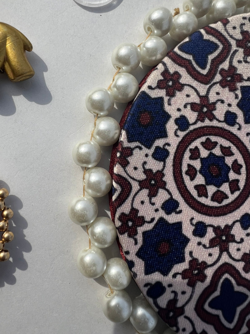Pearl Beaded Platter: Idiosyncratic Divine Pichwai