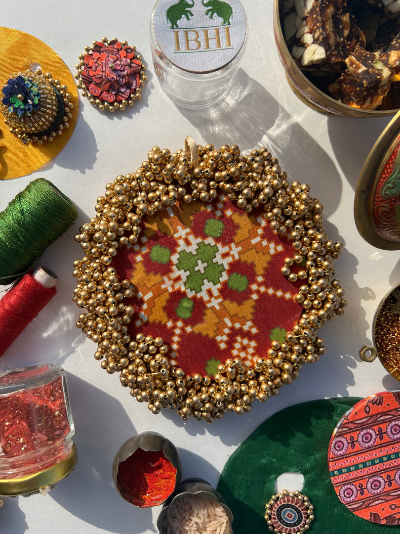FIFO Platter: Golden Yellow + Maroon Navratna Patola