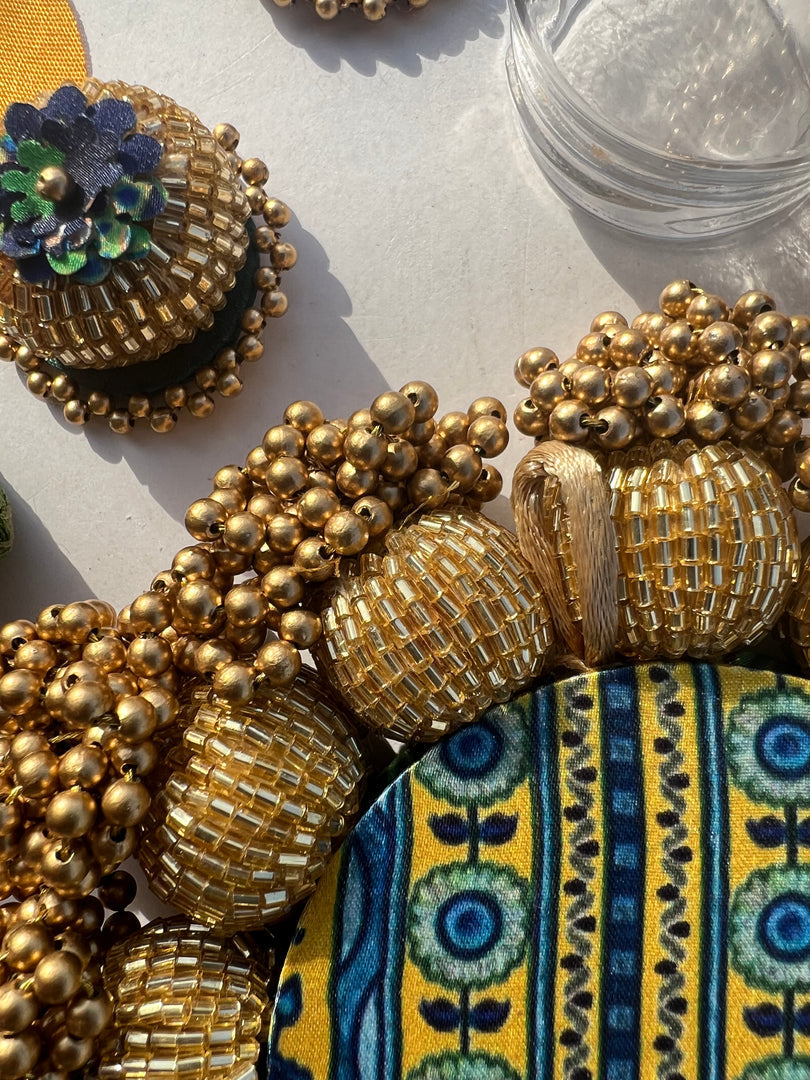 Spherical Mini Platter: Quill Mor Bani Thangat Kare + Bottle Green Navratna Patola