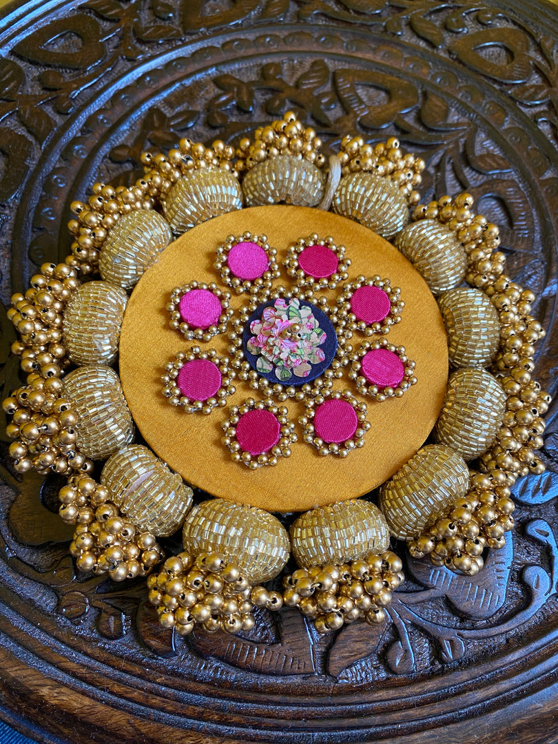 Mandala DIVA DIYA Platter: Solid Vermillion + Vermillion Congruous Divine Pichwai