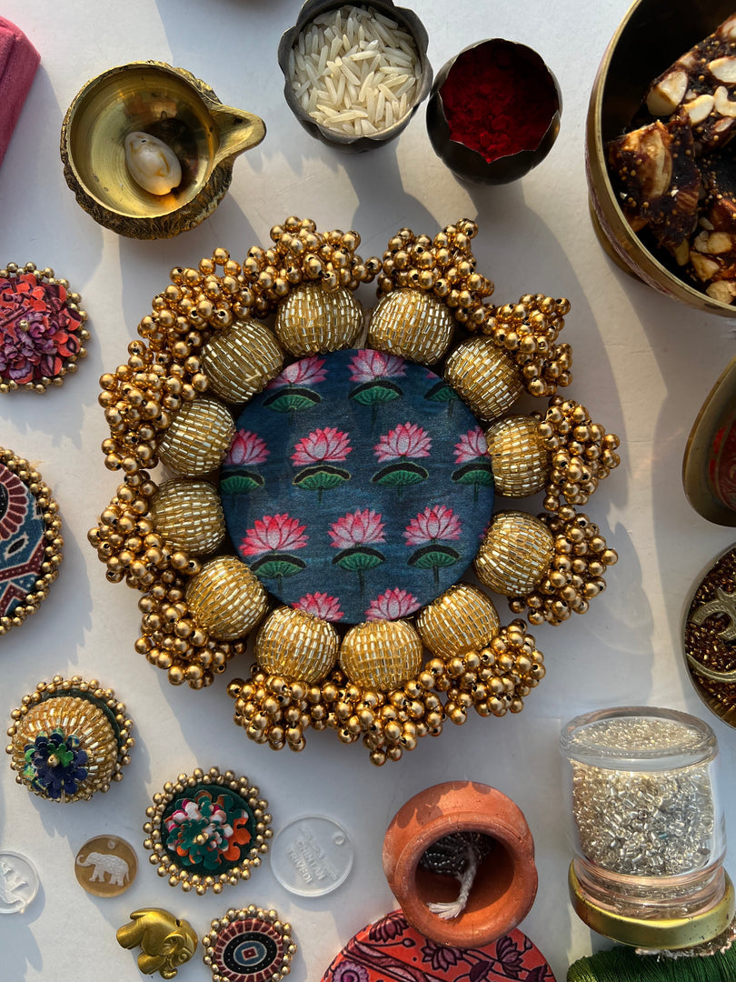 Spherical Mini Platter: Quill Mor Bani Thangat Kare + Bottle Green Navratna Patola