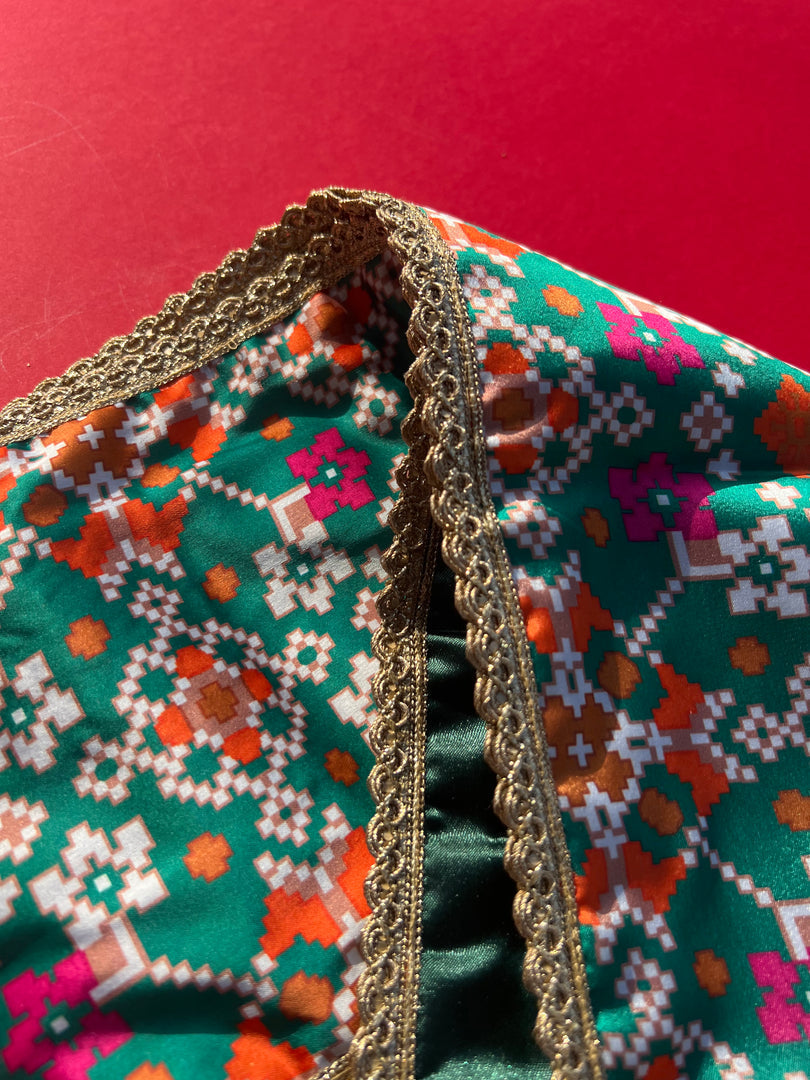 Classic IBHI Khes- Solid + House Print