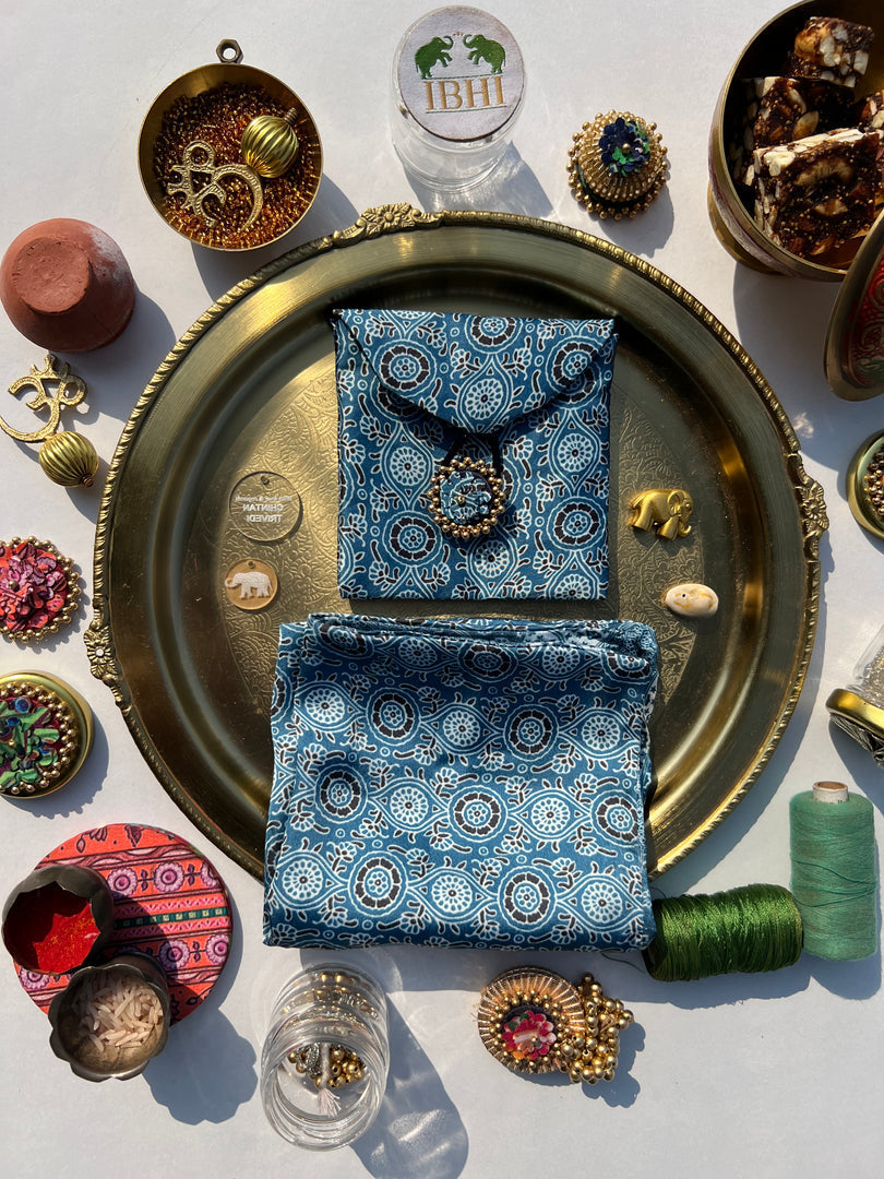 POCKET SQUARE + MINI POUCH: Pink + Orange Navratna Patola