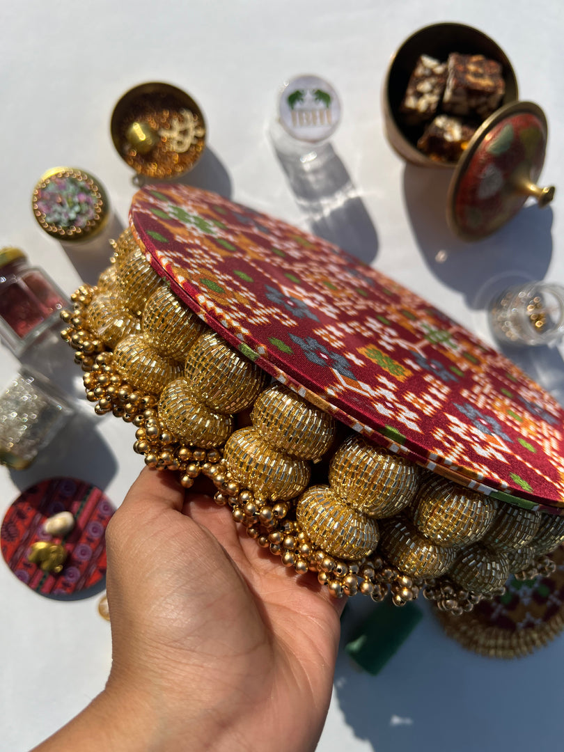 Golden Yellow Navratna Patola Dangler Platter (Medium)