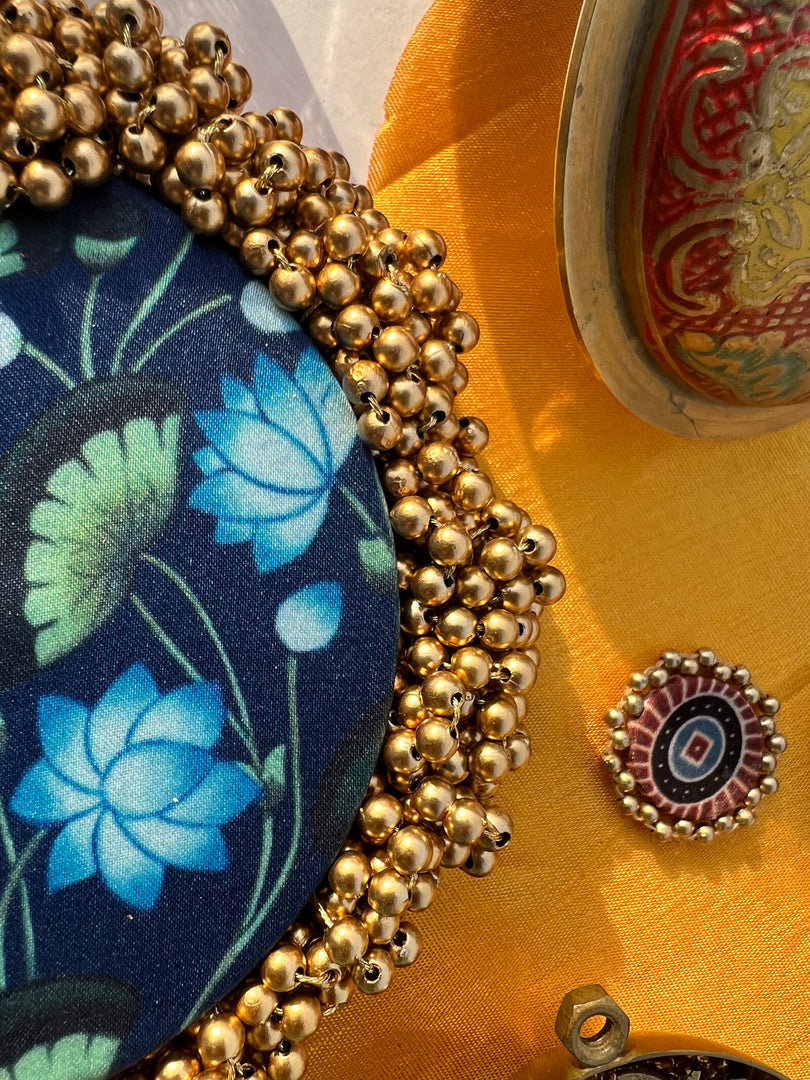 FIFO Platter: Golden Yellow + Maroon Navratna Patola