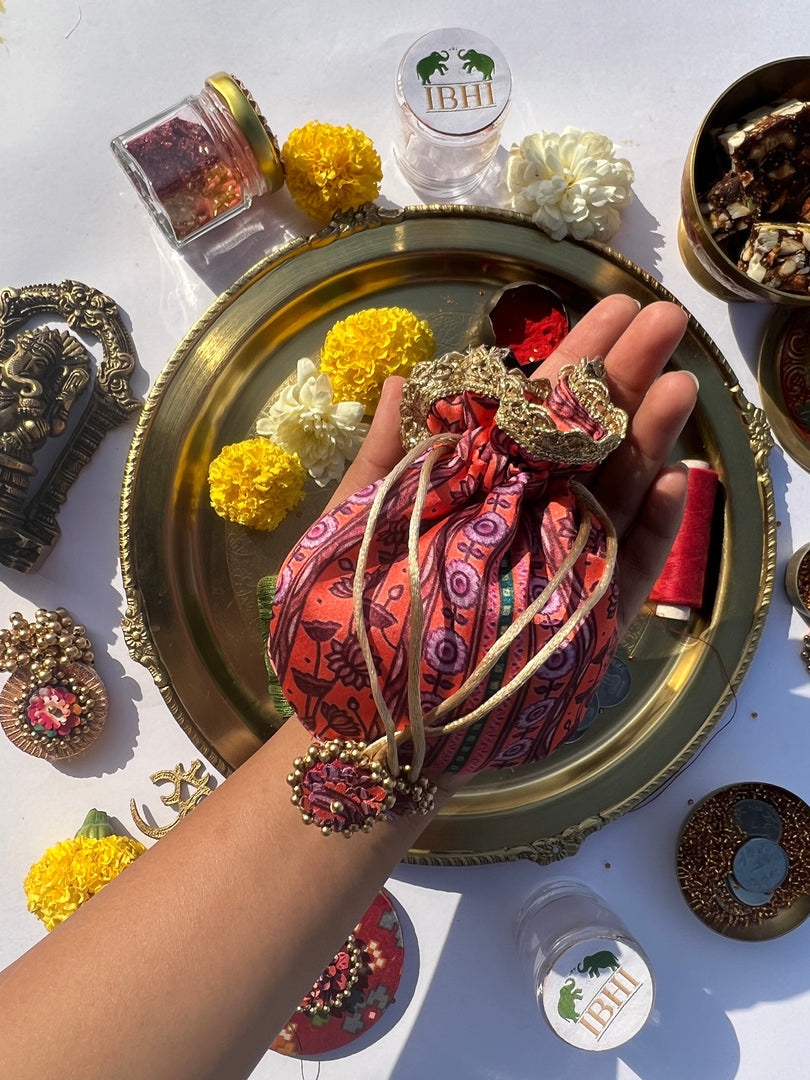 Idiosyncratic Divine Pichwai Little Potli- शगुन wali