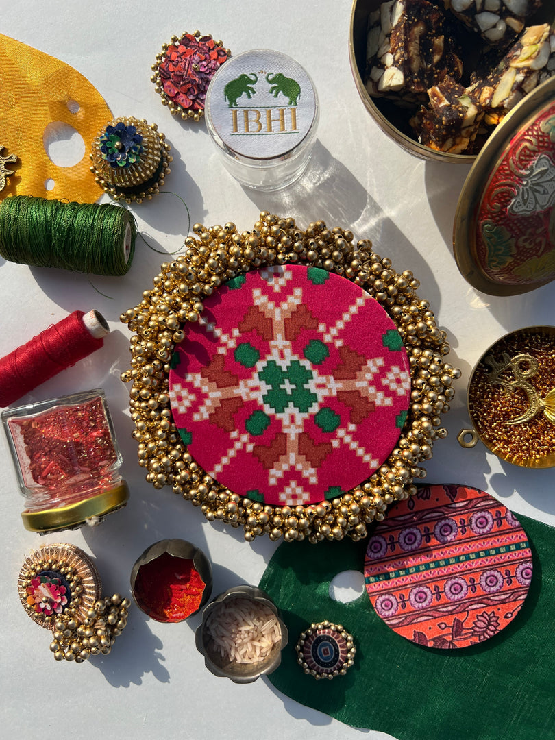 FIFO Platter: Golden Yellow + Maroon Navratna Patola