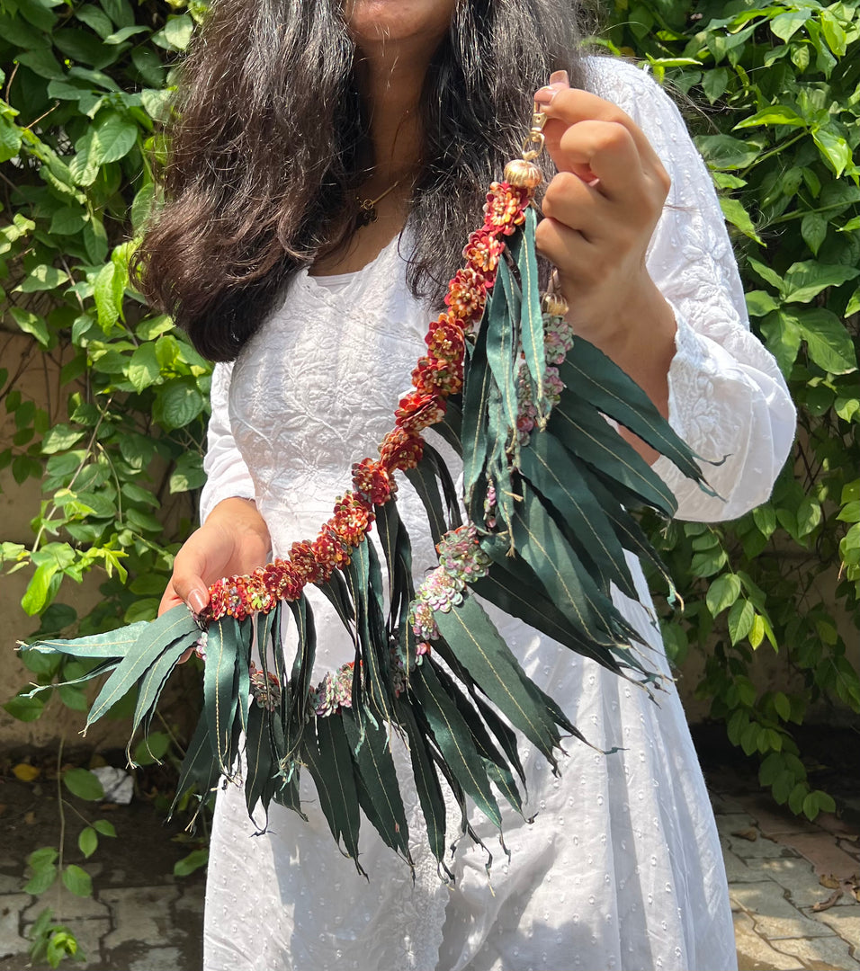 Mini Asopalav Tradition X Maroon & Pink Colloquial Divine Pichwai Toran: Two way (FLEXIBLE)