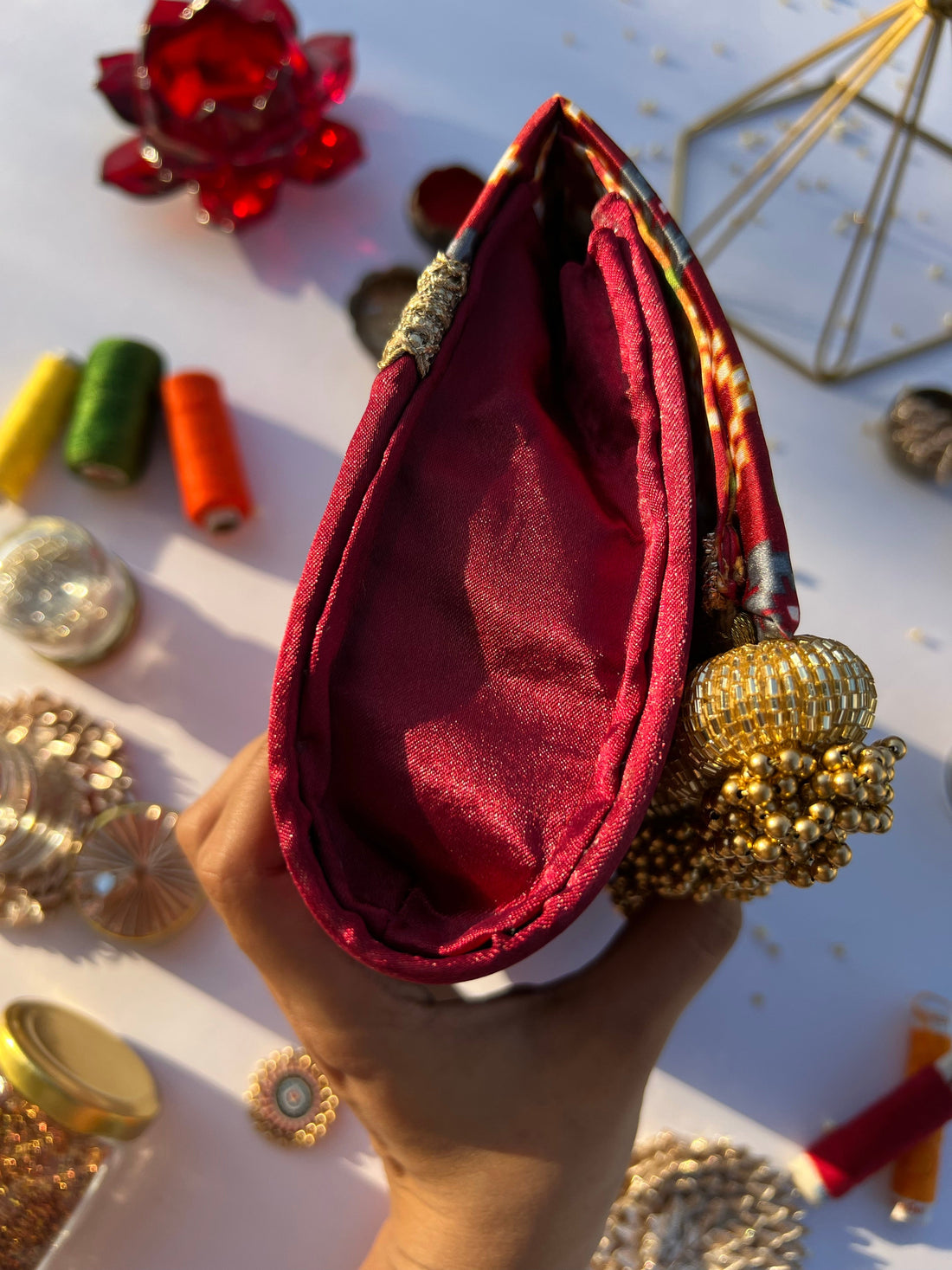 Manik Laal Navratna Patola Clutch