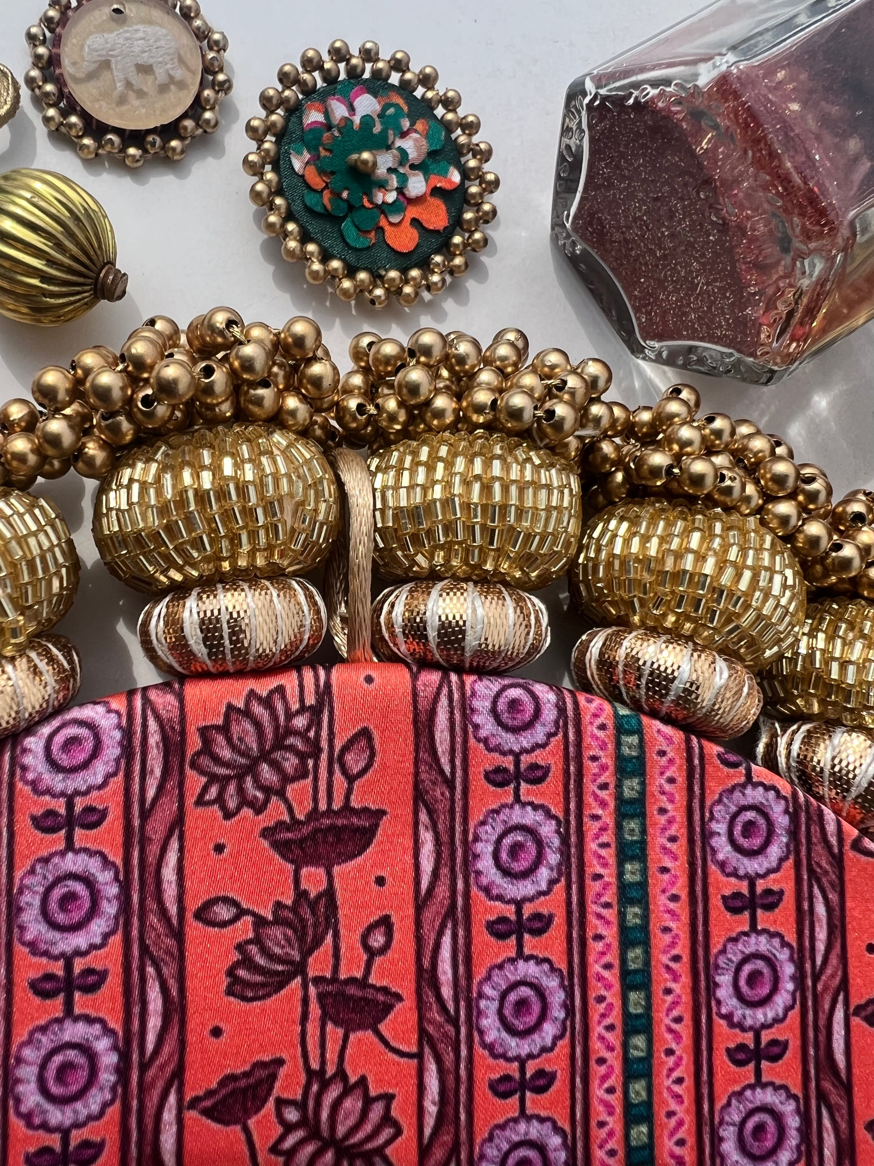 Mini Ganesh Platter: Lemon Yellow +  Vermillion Congruous Divine Pichwai