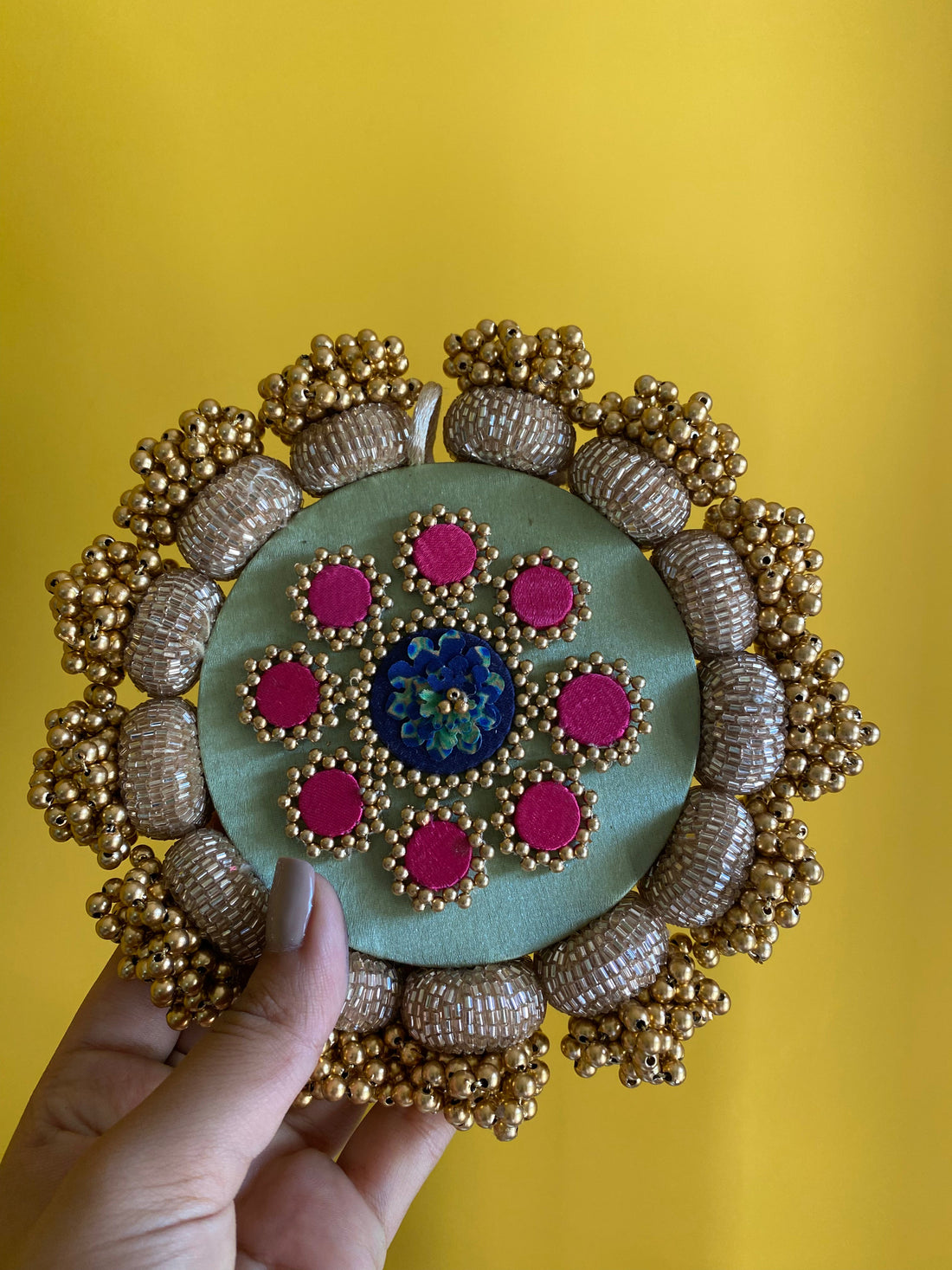 Mandala DIVA DIYA Pallet: Solid Pastel Pistachio + Pastel Pistachio Inflorescence  Divine Pichwai