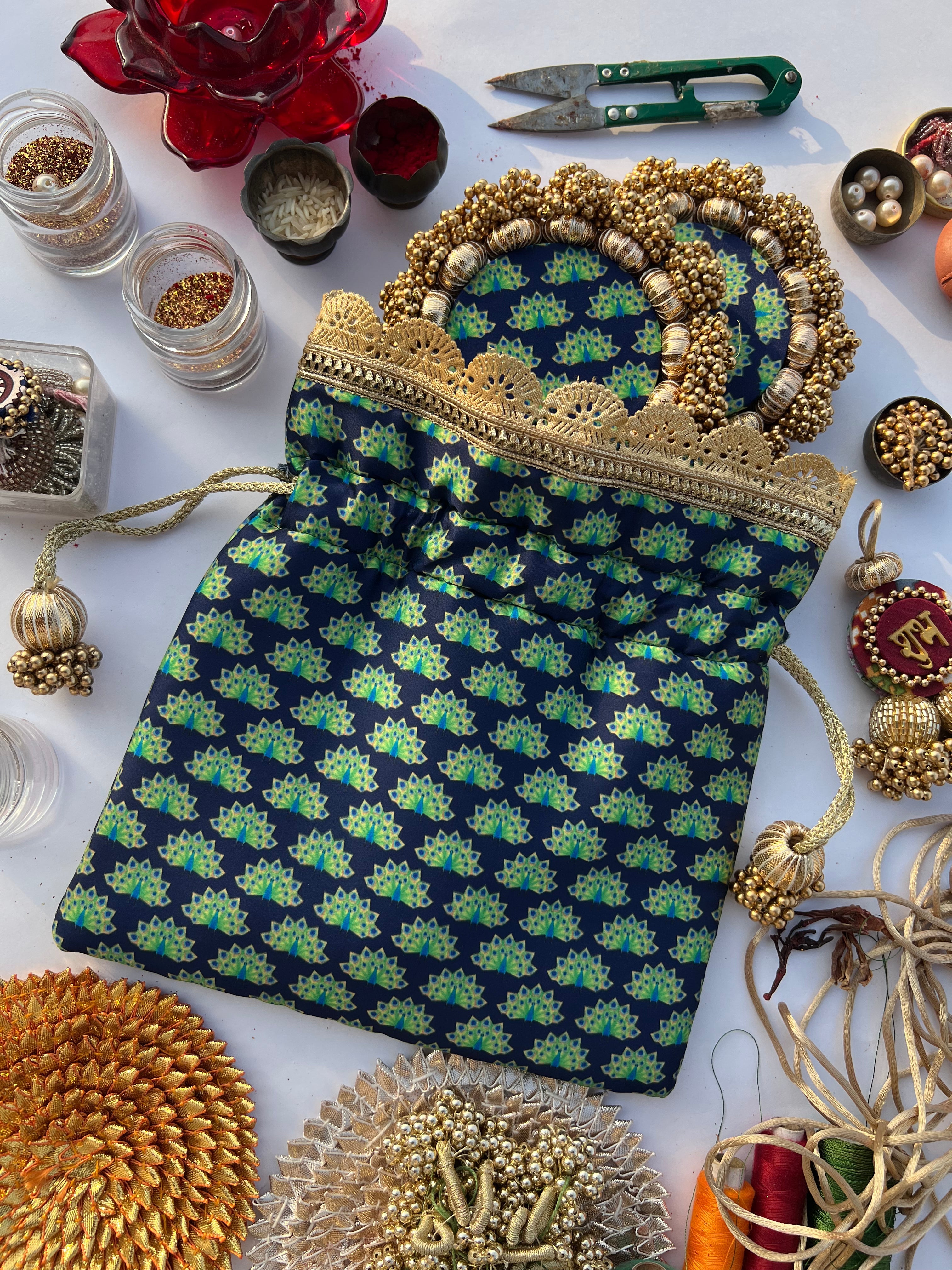 Mini Platters + Potli =Best Wedding Giveaway!