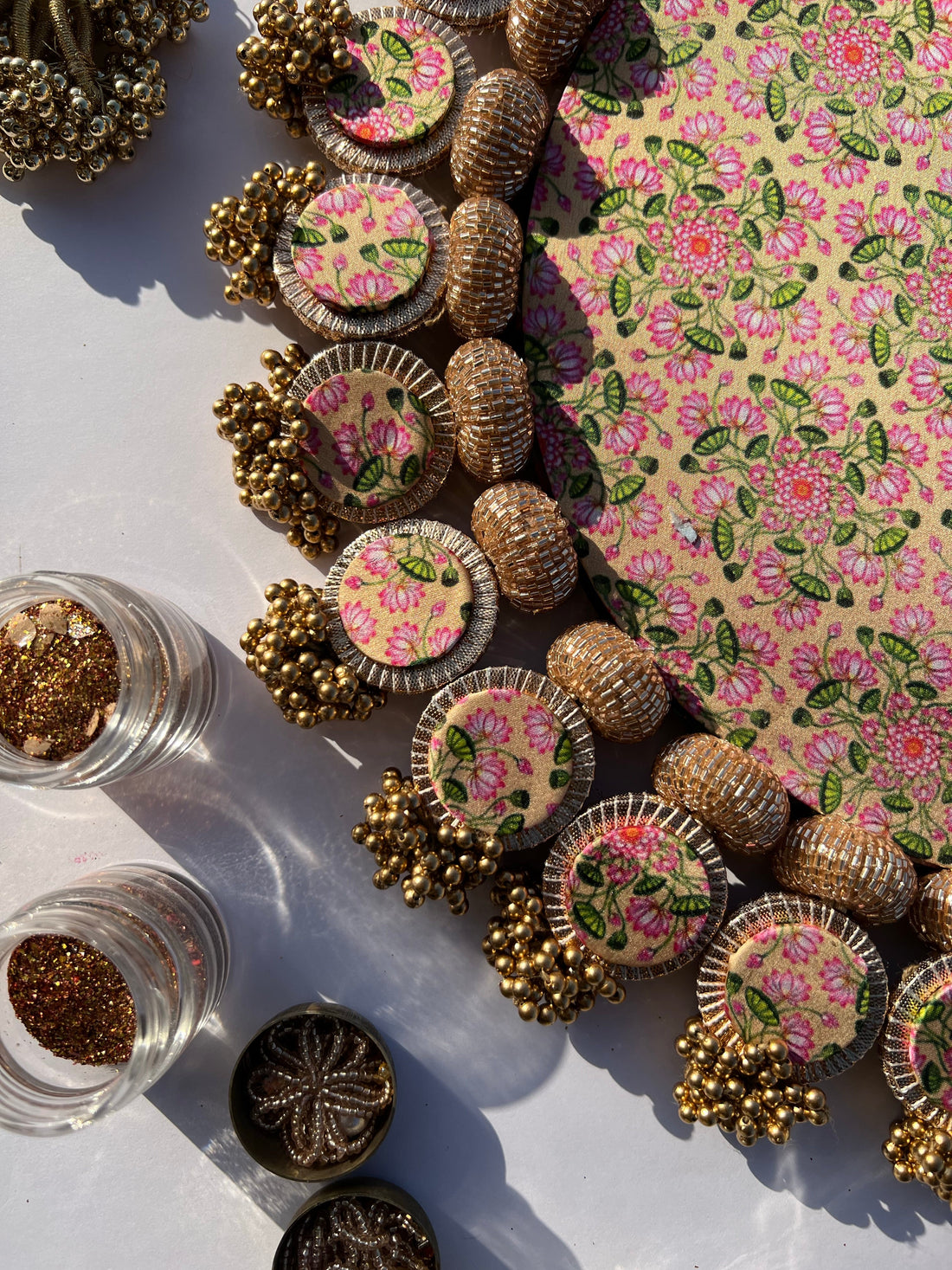 Inflorescences & Pink Colloquial Divine Pichwai Whole Emblem Glass Rhapsody Lumba Rangoli
