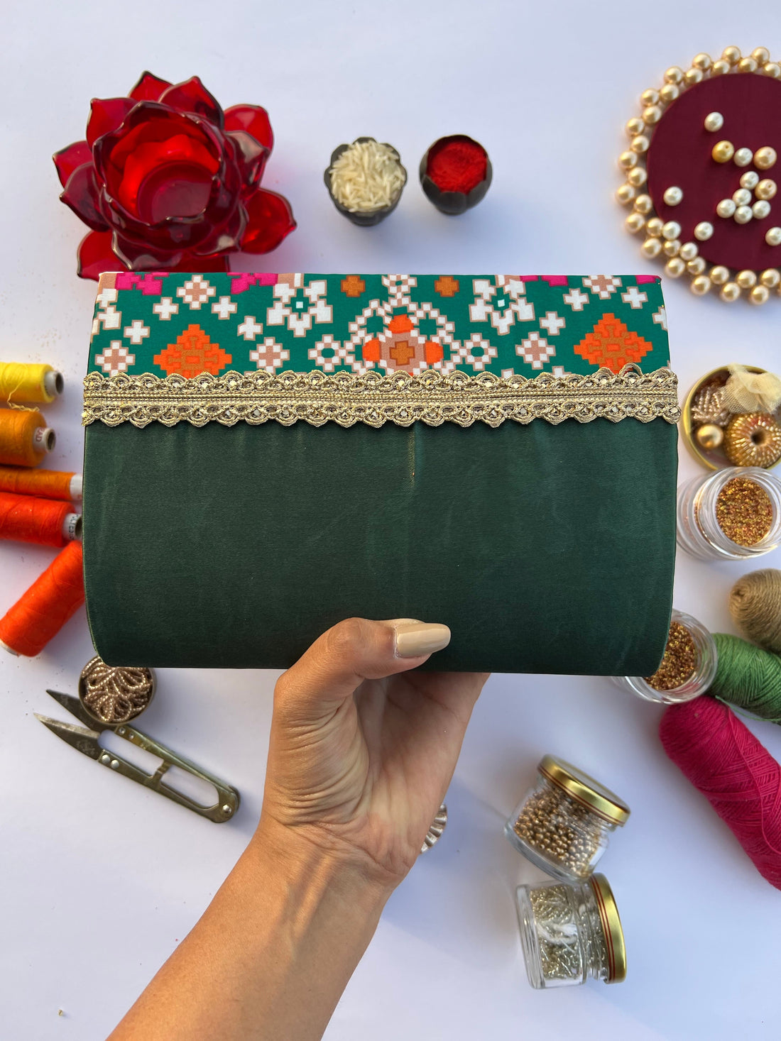 Panna Hara Navratna Patola Clutch