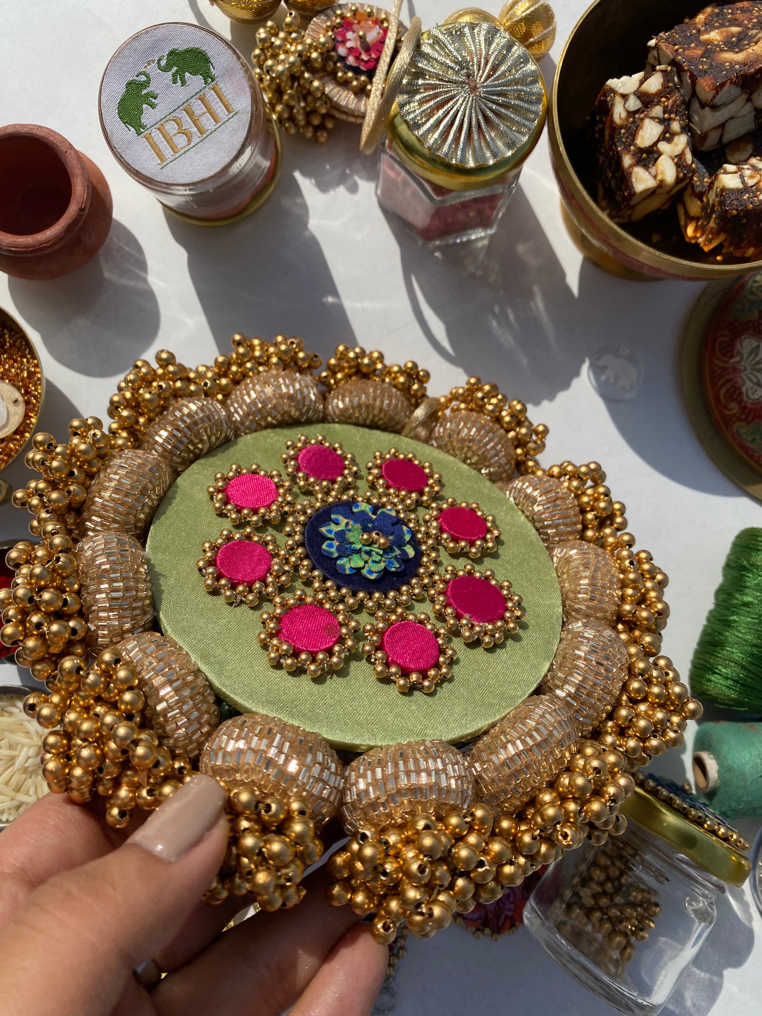 Mandala DIVA DIYA Pallet: Solid Pastel Pistachio + Pastel Pistachio Inflorescence  Divine Pichwai