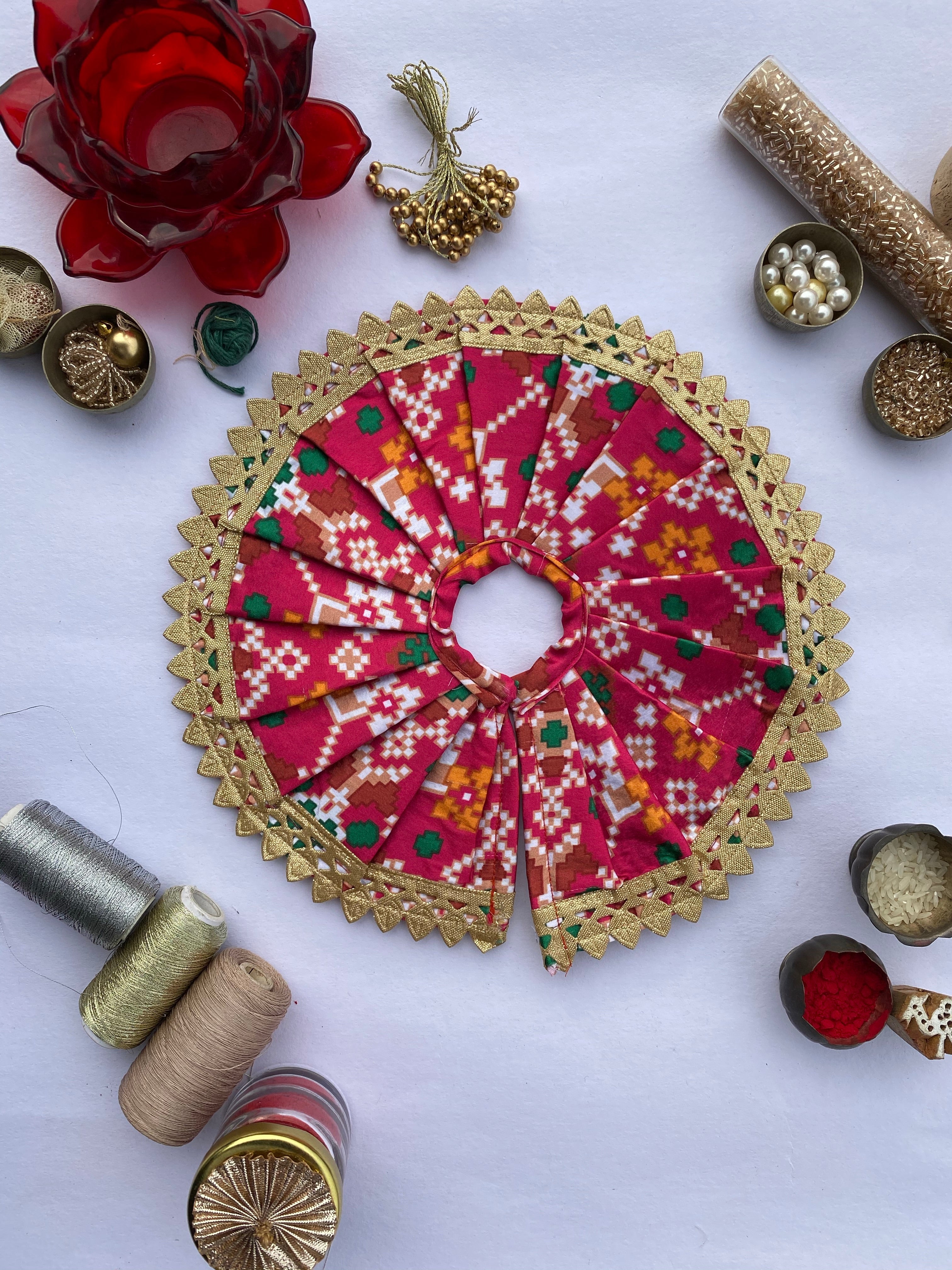 Scallop Pink Navratna Patola Poshak