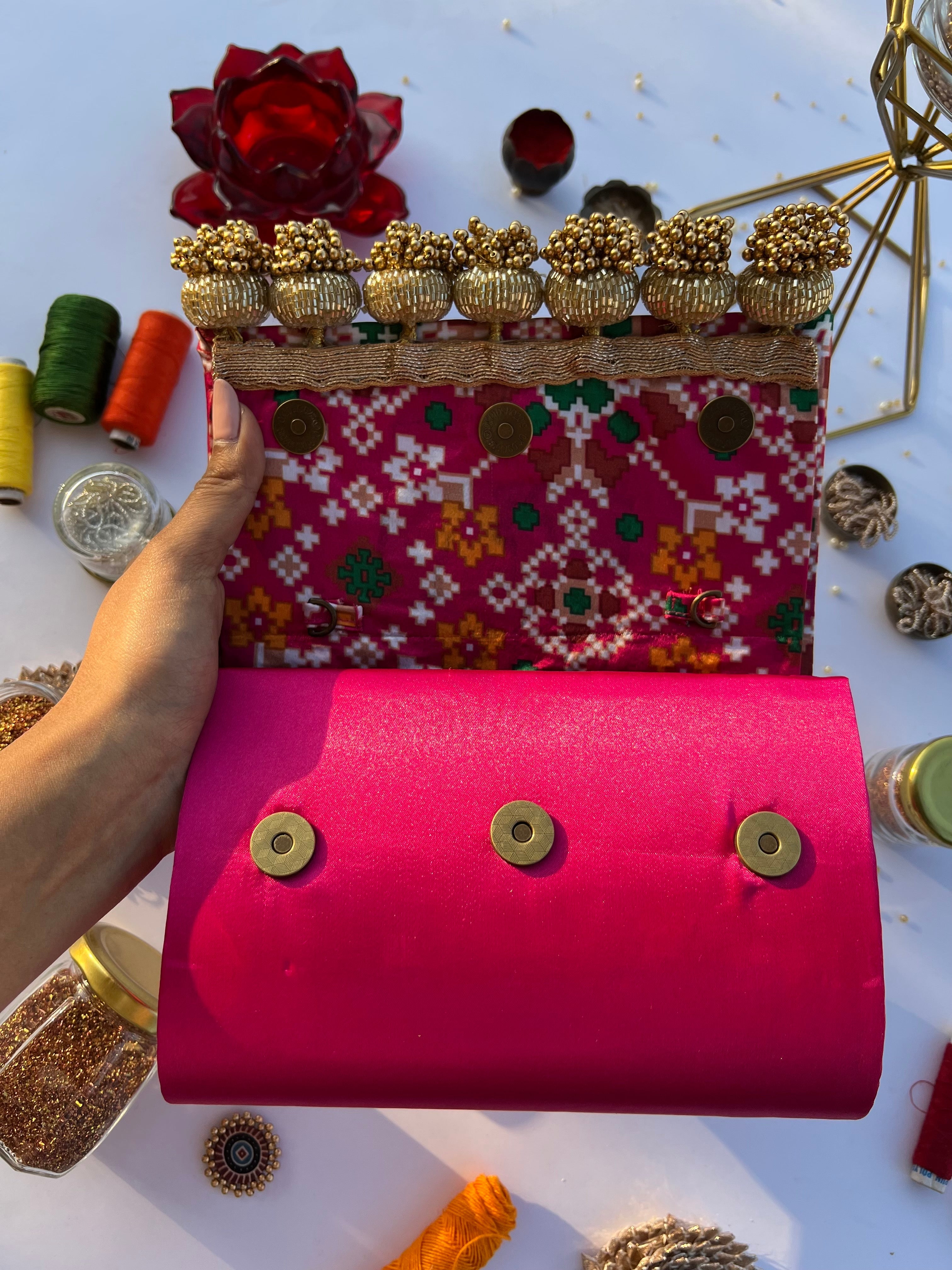 Gulaabi Rani Clutch