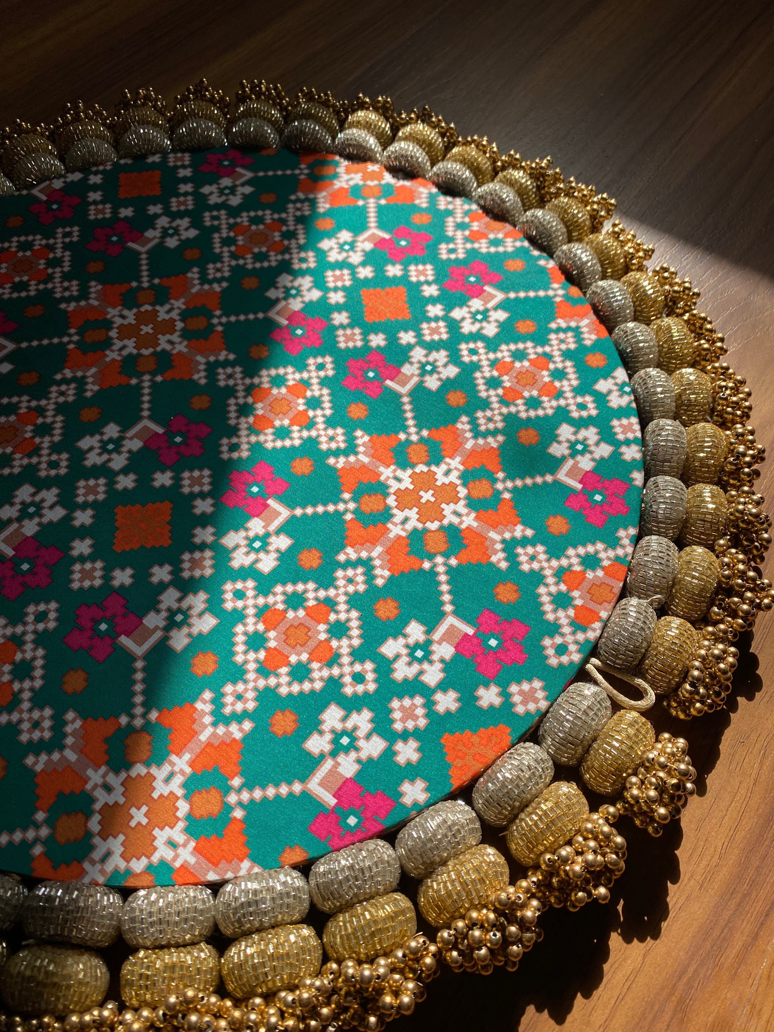 Aaina Rangoli