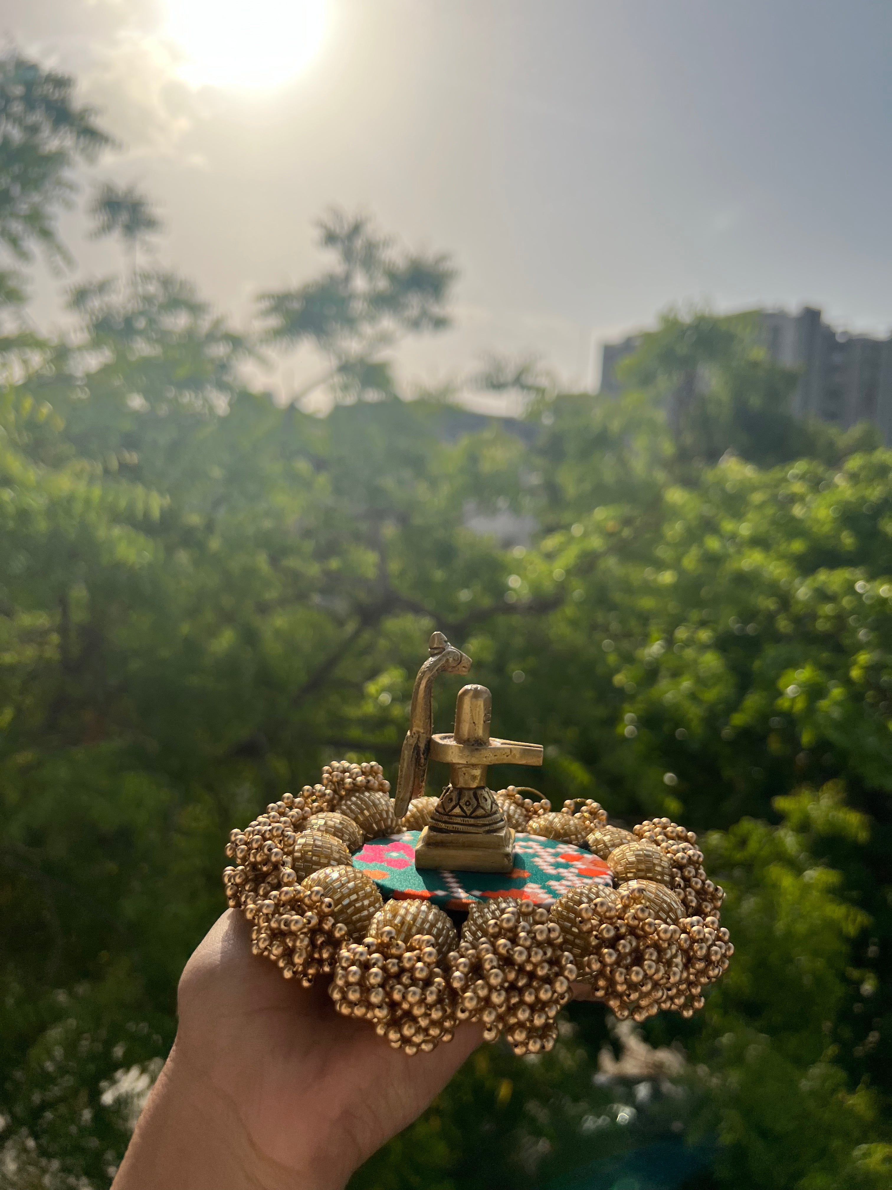 Spherical Mini Platter: Quill Mor Bani Thangat Kare + Bottle Green Navratna Patola