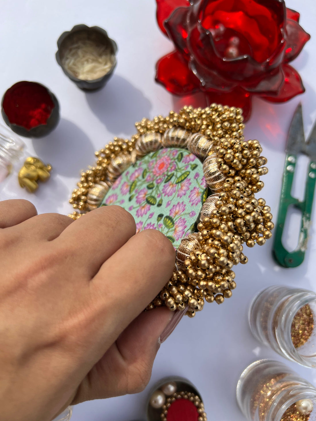 Mini Platters + Potli =Best Wedding Giveaway!