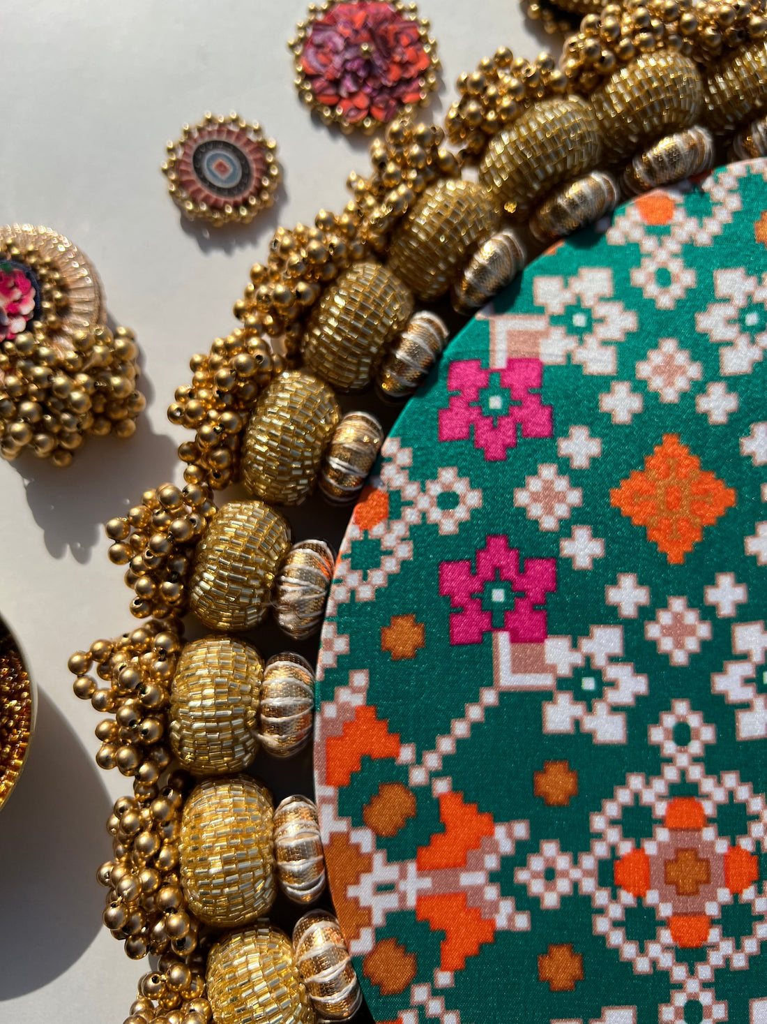 Ganesh Motif Platter + Hanging: Kamal Bandhej + Bottle Green Navratna Patola