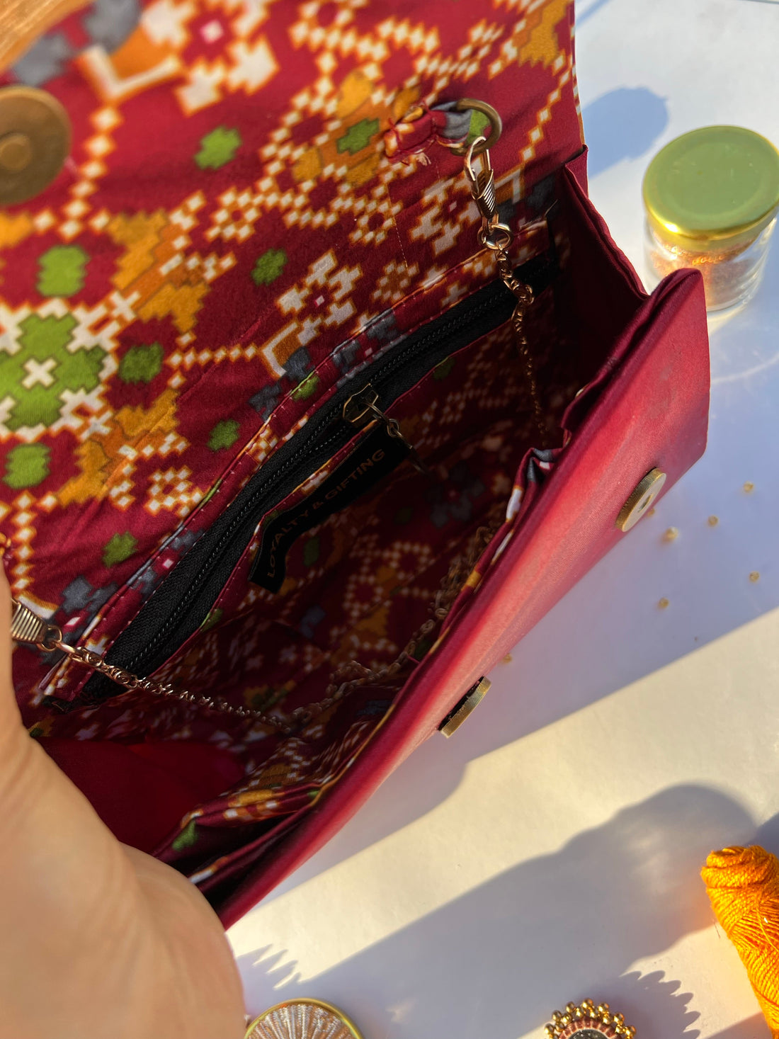 Manik Laal Navratna Patola Clutch