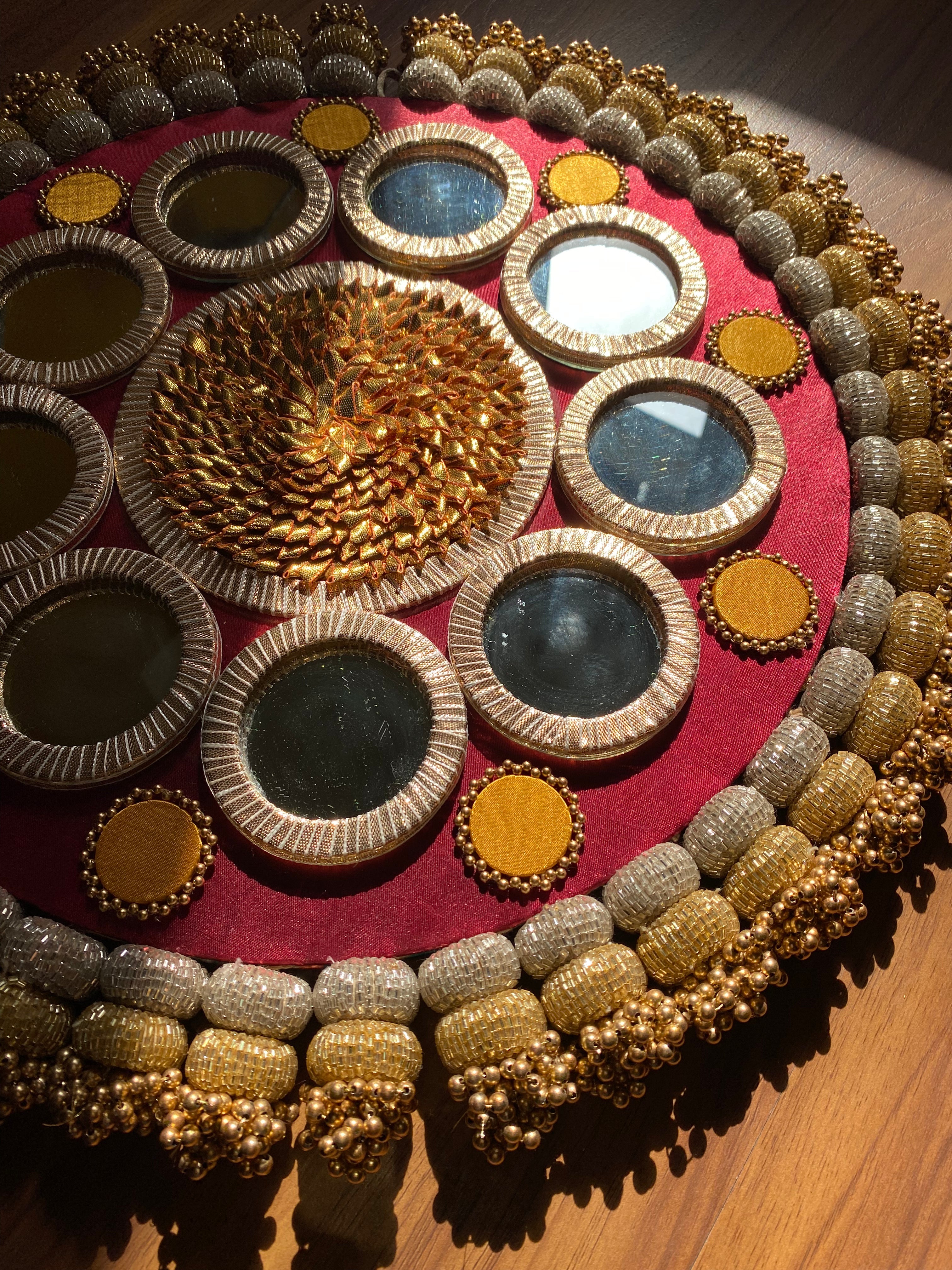 Aaina Rangoli