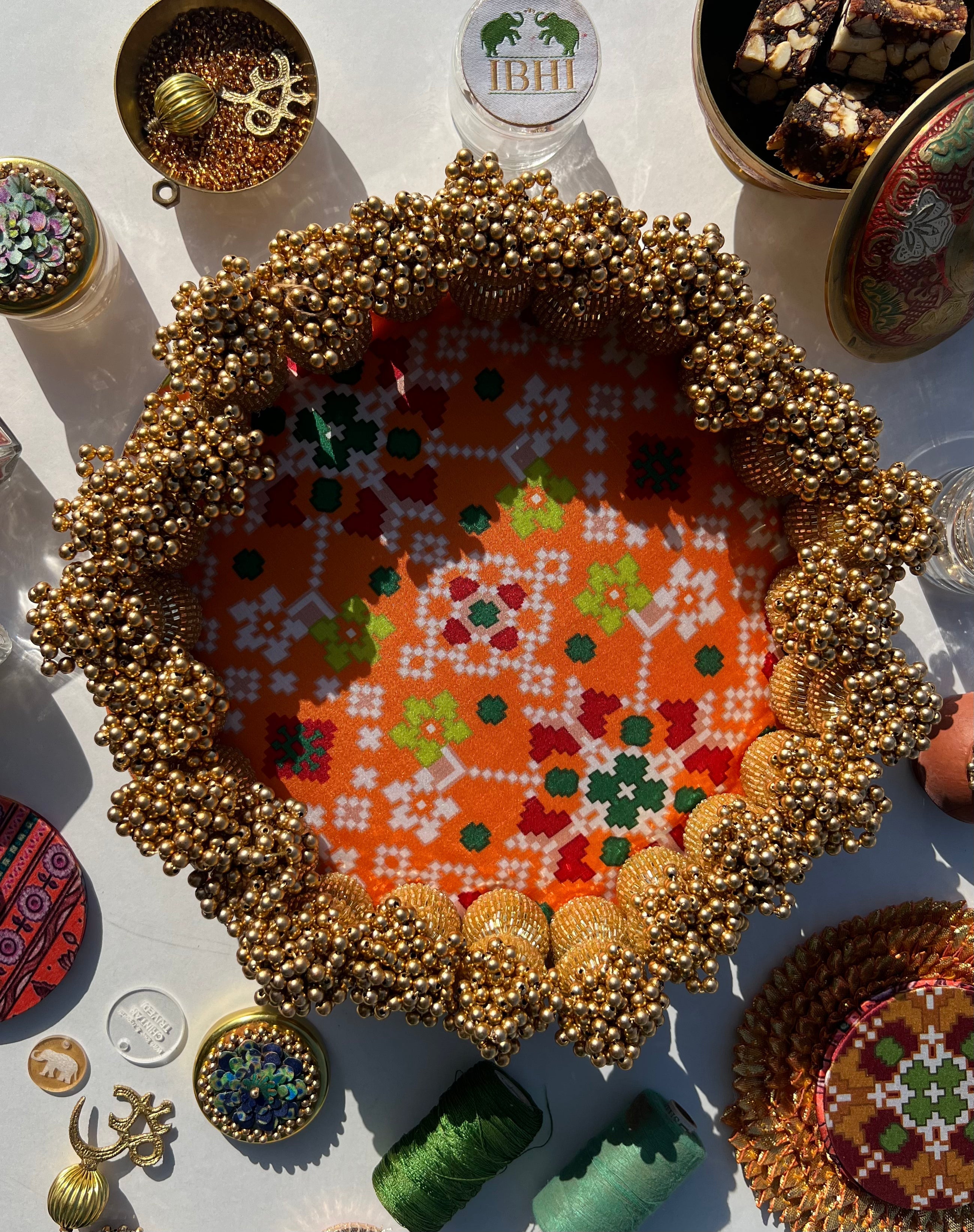Golden Yellow Navratna Patola Dangler Platter (Medium)