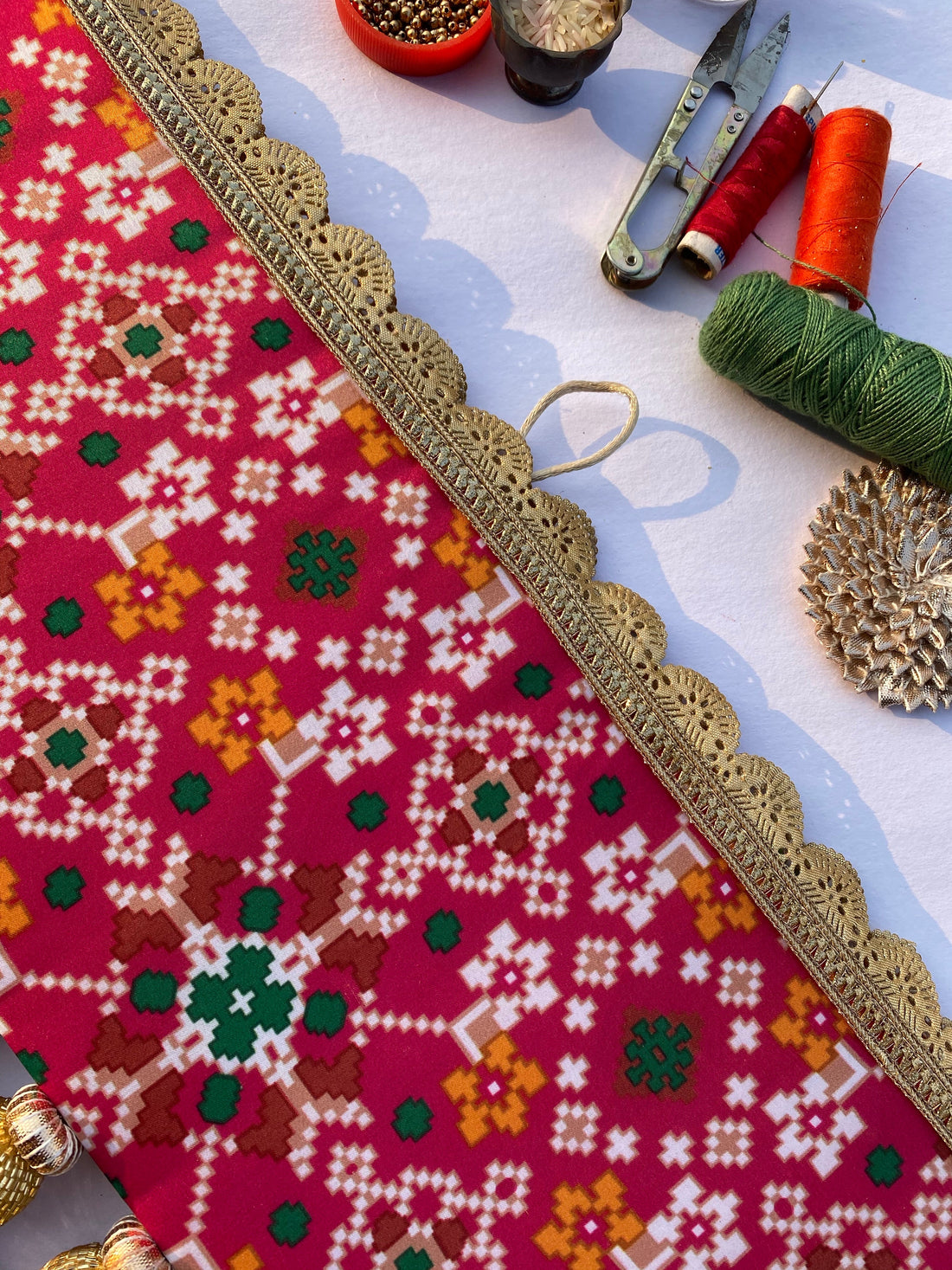 Chic-O-Fleek Sleek Toran : Maroon & Pink Navratna Patola X Glass Rhapsody Toran